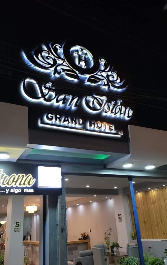 San Isidro Grand Hotel Gobernadora Bagian luar foto